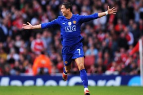 九游游戏在线玩-《FIFA》虚拟足球2025盛典，虚拟世界新高度！