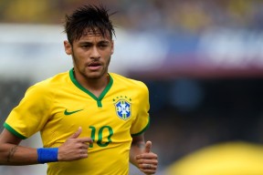 kaiyun登录入口-《FIFA》线上杯赛热血进行，玩家争夺荣誉，fifa21在线比赛